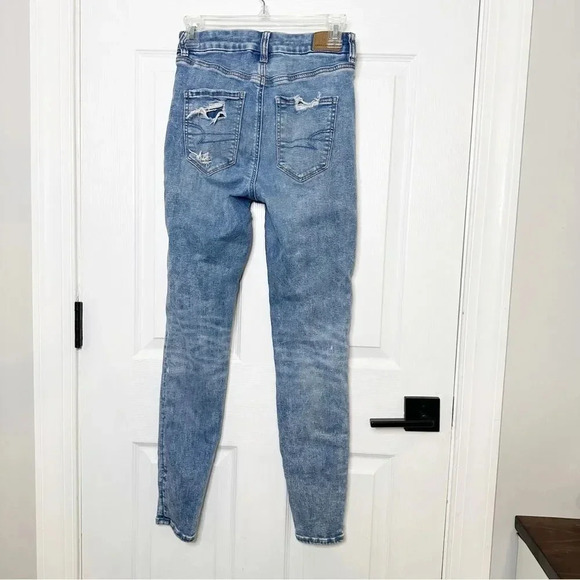 AMERICAN EAGLE Curvy High Rise Jegging Patched Medium Distressed Jeans 2 Regular - Picture 7 of 7